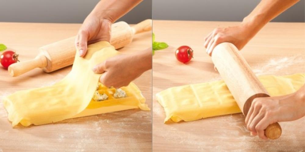 DELICIA RAVIOLI MOULD 10PCS, SQUARE, Tescoma