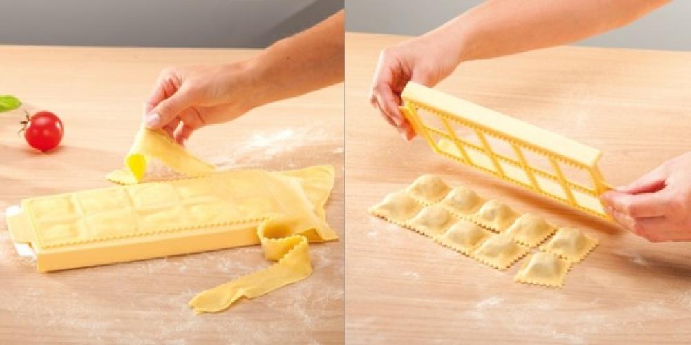 DELICIA RAVIOLI MOULD 10PCS, SQUARE, Tescoma
