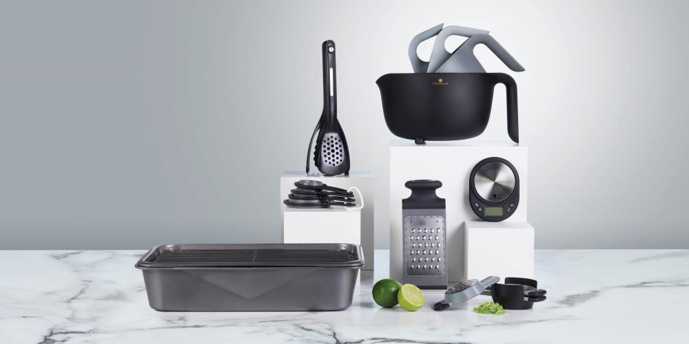 MasterClass Smart Space Stacking Non-Stick Bakeware Set