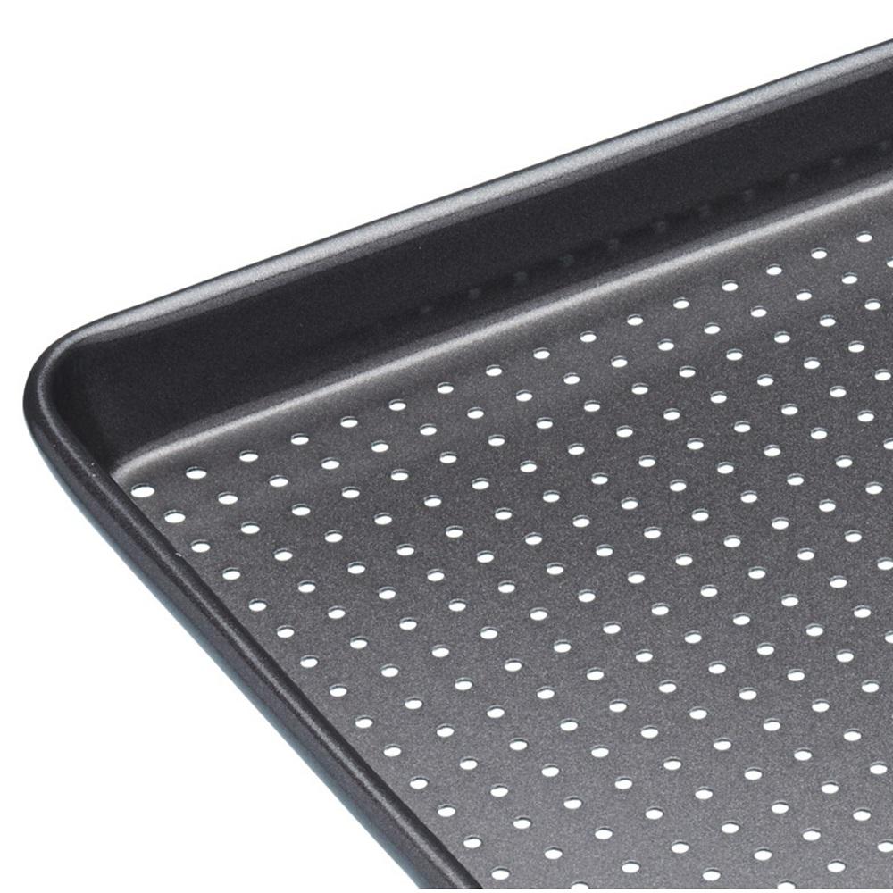 MASTERCLASS CRUSTY BAKE NON-STICK BAKING/COOKIE TRAY, 39X27X2CM, SLEEVED, Masterclass