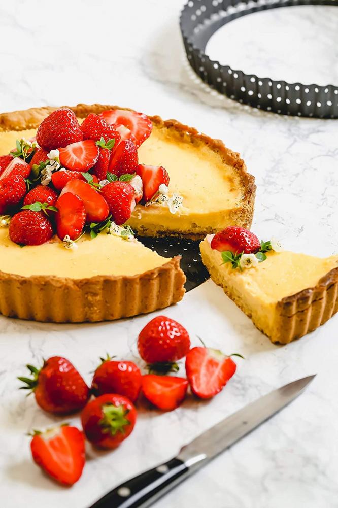 MASTERCLASS CRUSTY BAKE FLUTED ROUND FLAN/QUICHE TIN, 20X3CM, SLEEVED, Masterclass