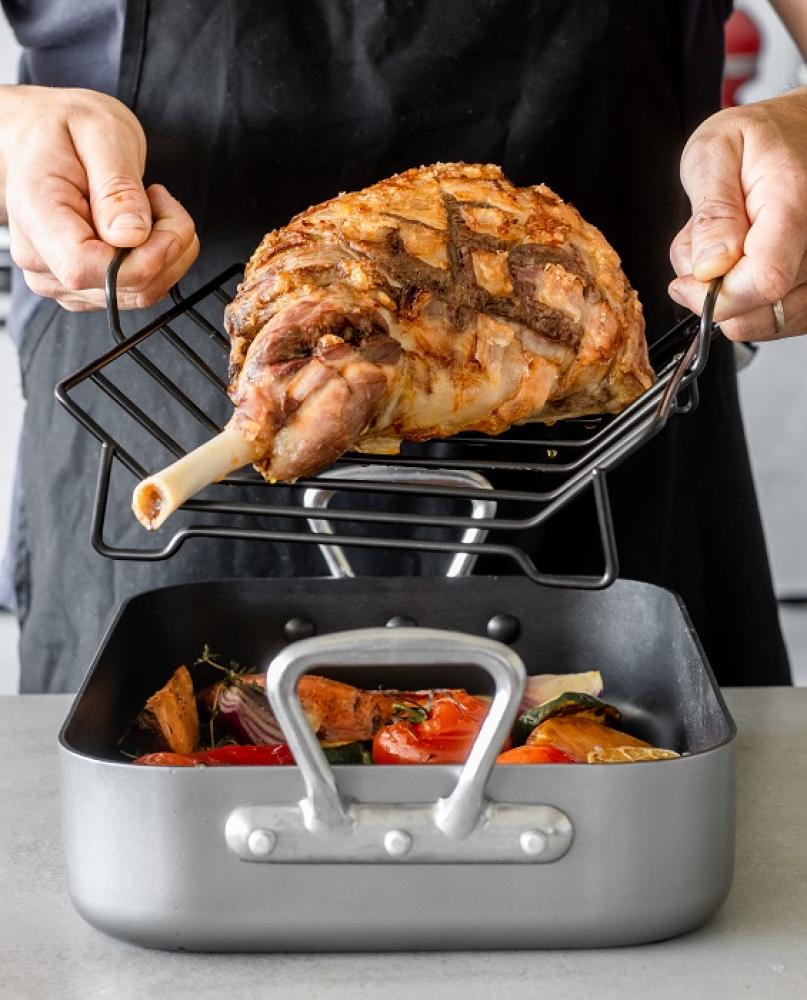 MASTERCLASS NON-STICK ROASTER WITH RACK, 40X28X7.5CM, DISPLAY BOXED, Masterclass