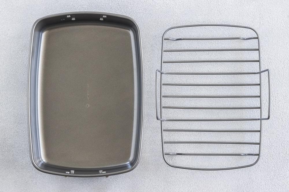 MASTERCLASS NON-STICK ROASTER WITH RACK, 40X28X7.5CM, DISPLAY BOXED, Masterclass