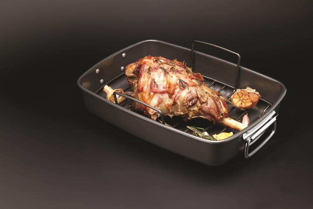 MASTERCLASS NON-STICK ROASTER WITH RACK, 40X28X7.5CM, DISPLAY BOXED, Masterclass