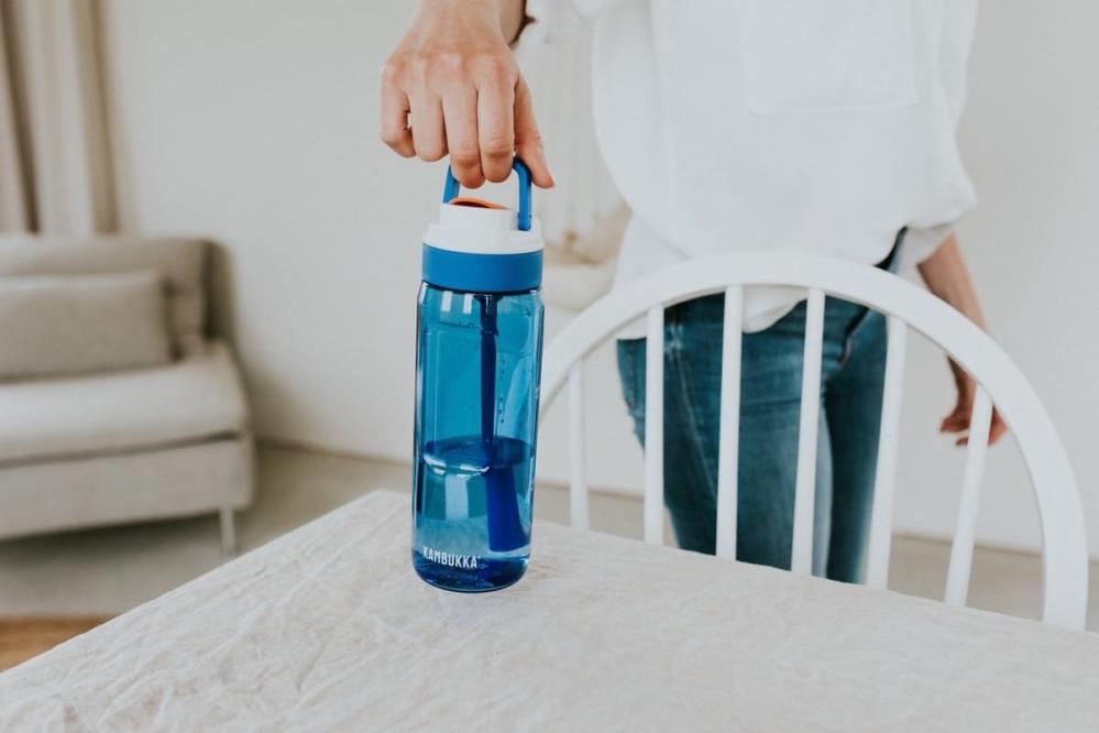 LAGOON WATER BOTTLE 750ML, CRISP BLUE, TRITAN PLASTIC, Kambukka