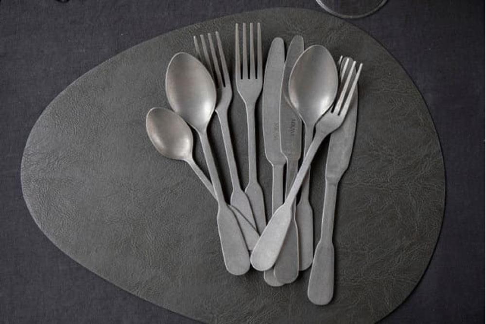 MIKASA PLACEMAT 38X30CM SET 4PCS, OVAL, GREY, PU, Mikasa