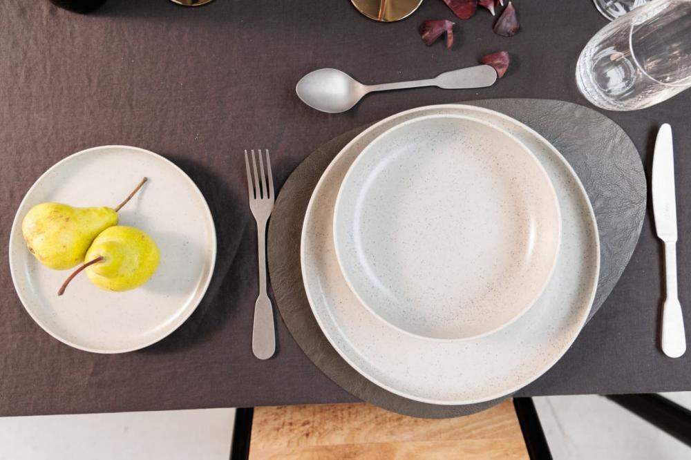 MIKASA PLACEMAT 38X30CM SET 4PCS, OVAL, GREY, PU, Mikasa
