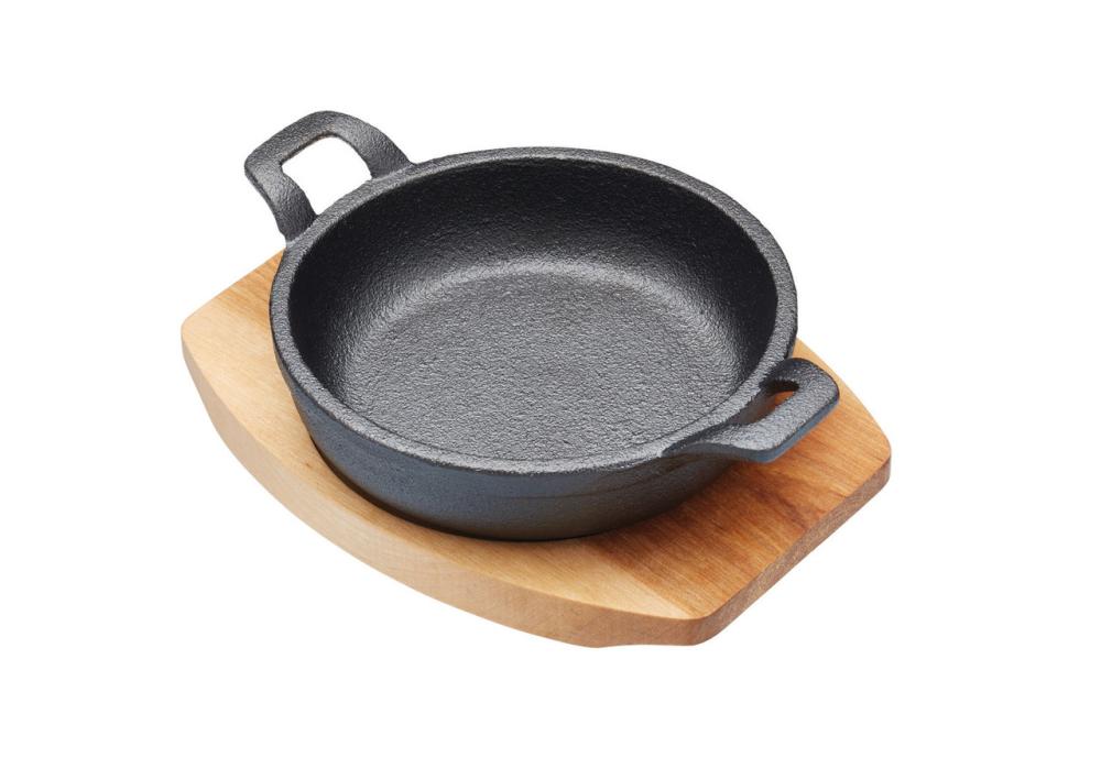 ARTESA PAN 12.5CM, OVAL WITH PAD, BLACK/BROWN, CAST IRON/WOOD, Artesa